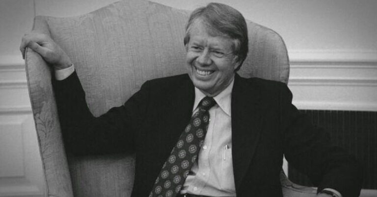 1/4: CBS Weekend News - CBS News