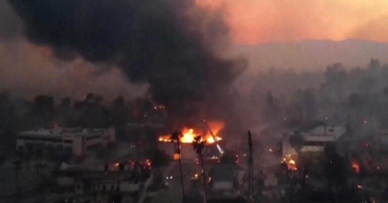 1/12: CBS Weekend News - CBS News