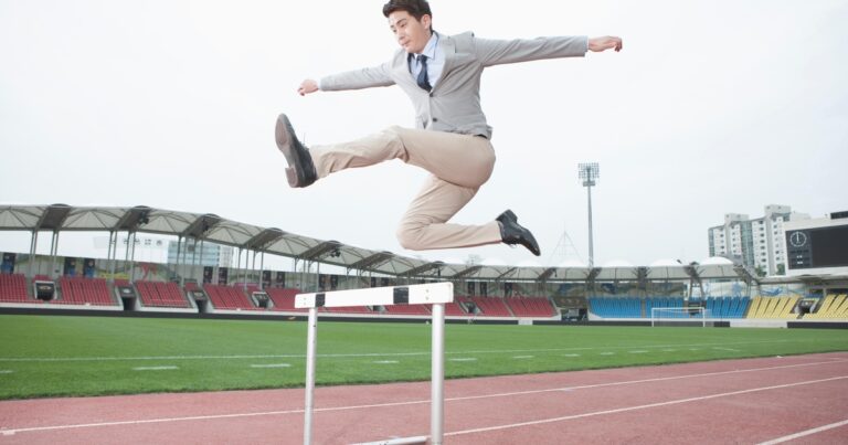Business_Hurdle_TongRo_Images_Alamy.jpg