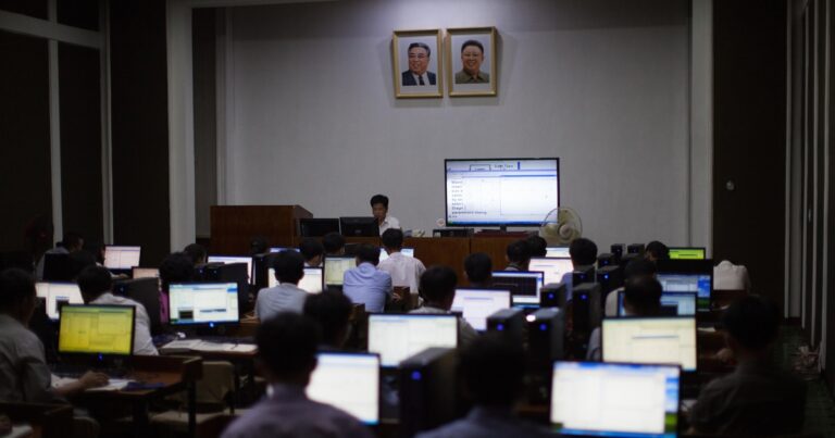 DPRK_computers-Sean_Hawkey-Alamy.jpg