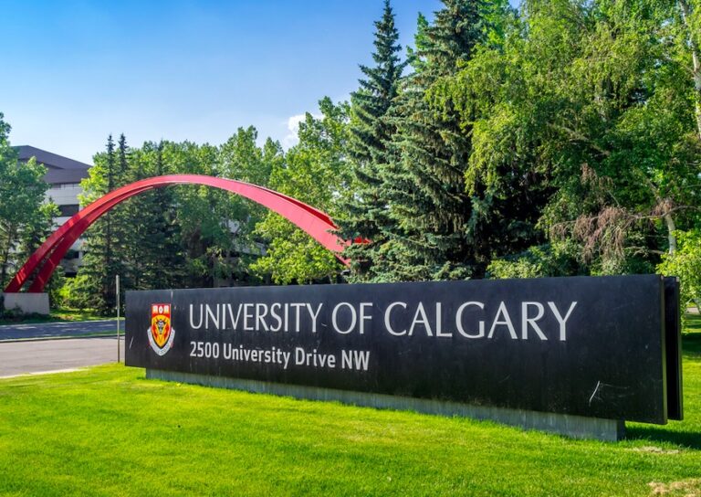 University-of-Cangary.jpg