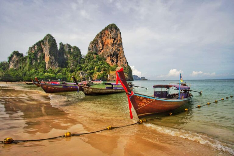 railay-beach-thailand-boats.jpg