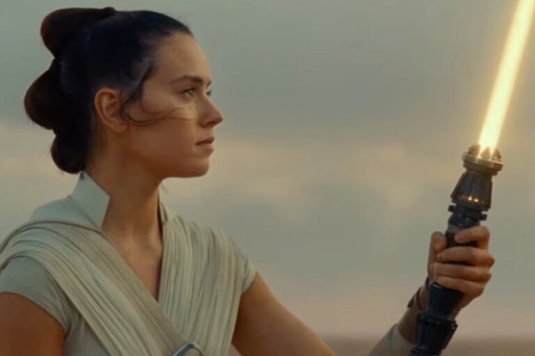 Rey_RiseofSkywalker.jpg