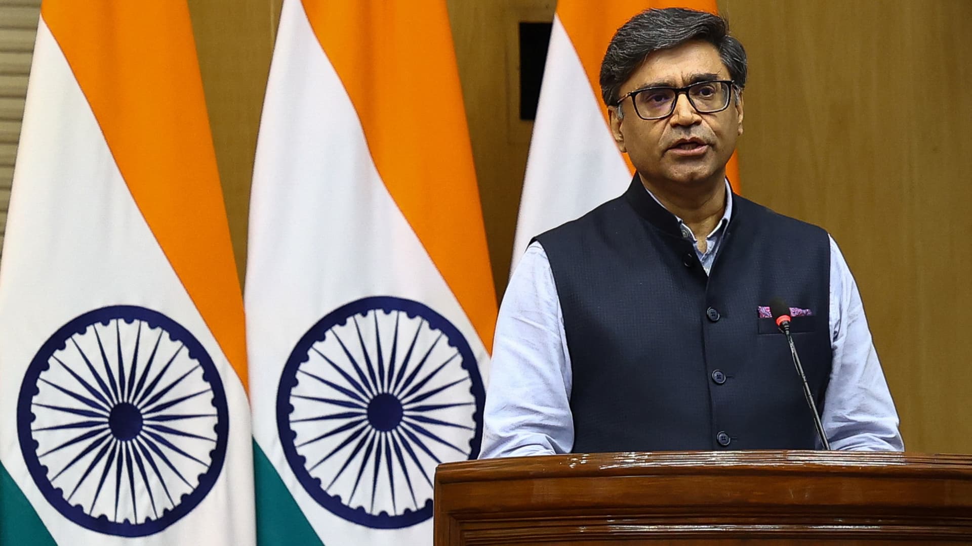 India and Pakistan agree to immediate ceasefire