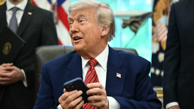 Trump expected to find a workaround after trade court blocks tariffs