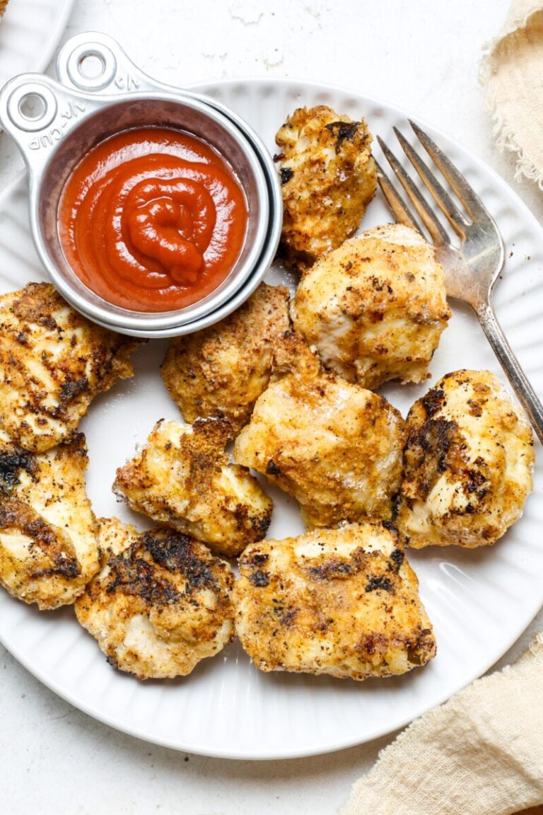 एयर फ्रायर पॉपकॉर्न चिकन।