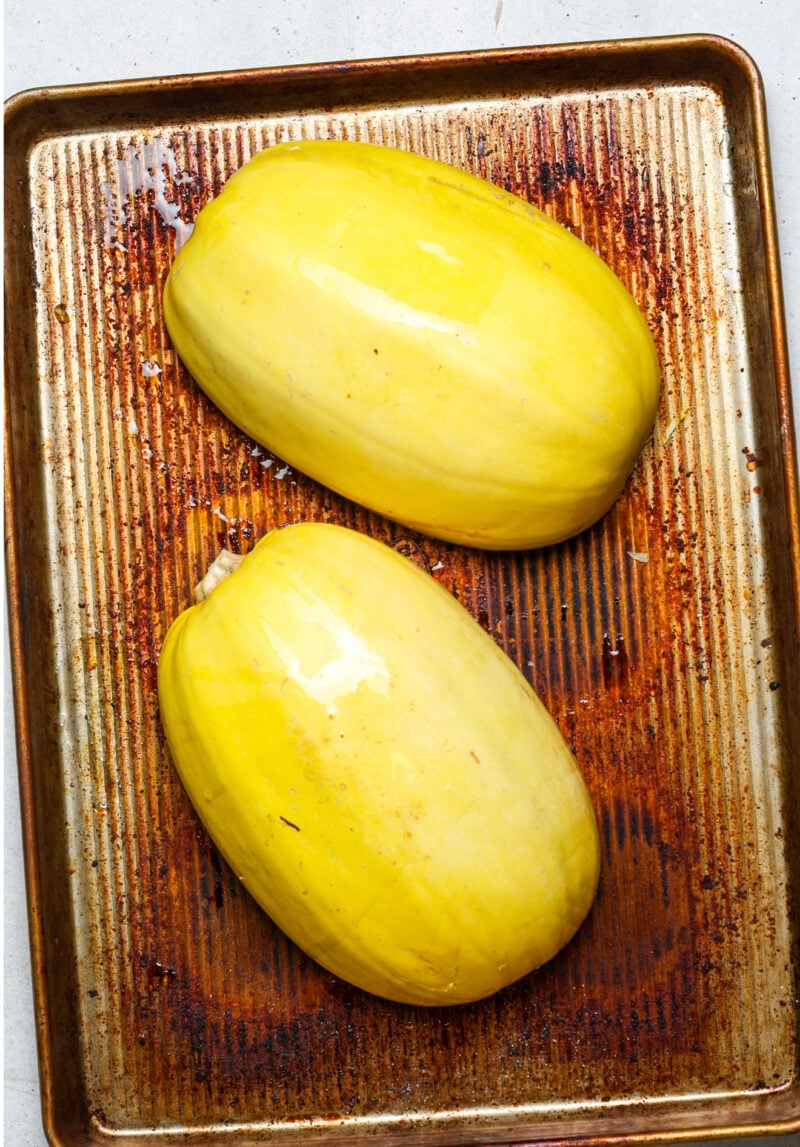 स्पेगेटी स्क्वैश कैसे पकाने के लिए।