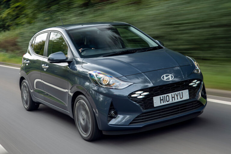 Hyundai i10 review lead