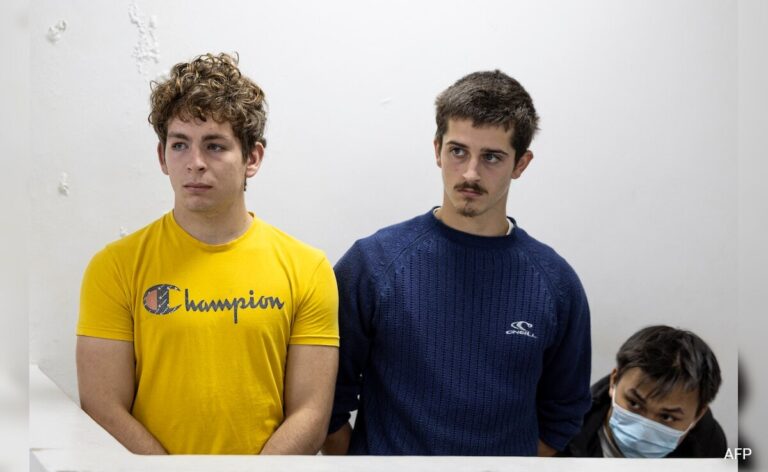 2 Belgian Teens Found With 5,000 Ants In Kenya Given $7,700 Fine Or Year In Jail