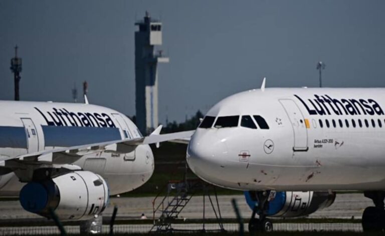Lufthansa Plane Flew On Autopilot For 10 Minutes After Pilot Fainted: Report