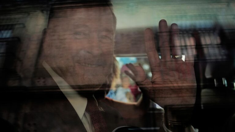 New US ambassador to Mexico formally arrives at time of busy binational agenda