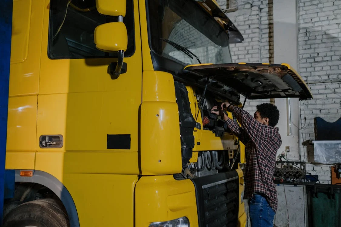 5 Ways to Grow Your Truck Repair Business Online