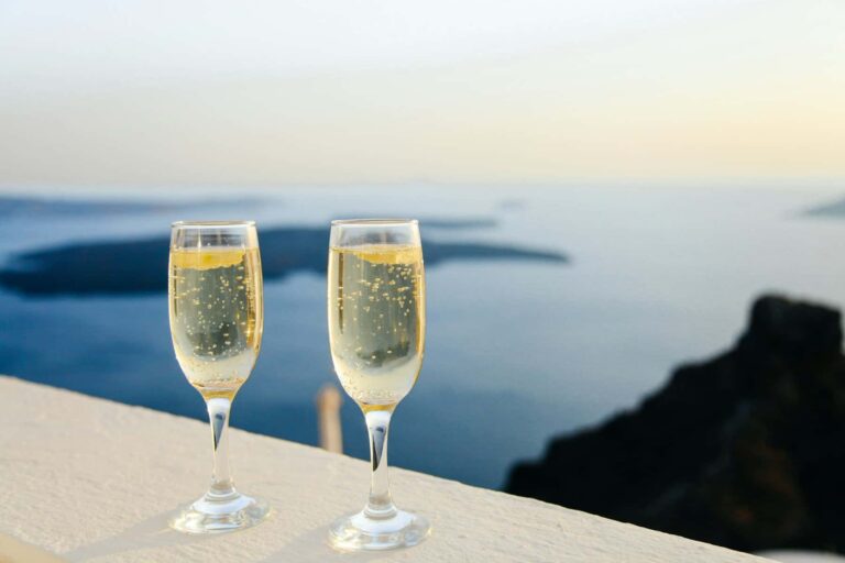 Champagne-with-a-view.jpg