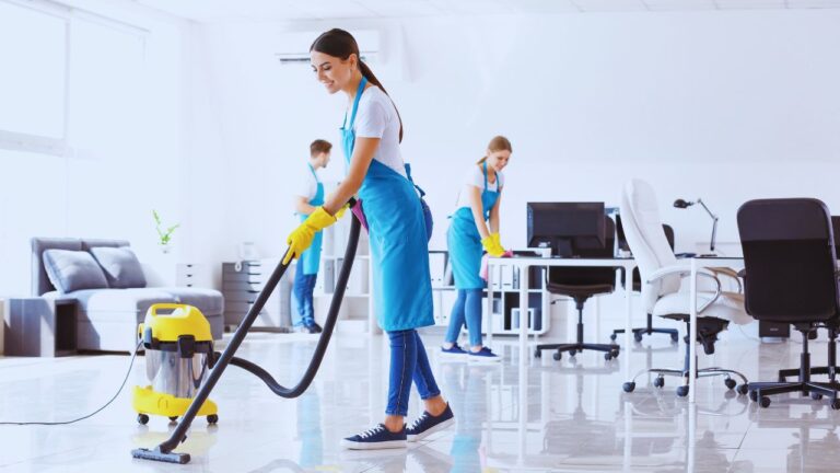 Discover the Benefits of Professional Commercial Cleaning in Tampa