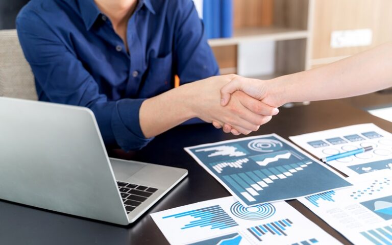 How to Succeed in B2B Lead