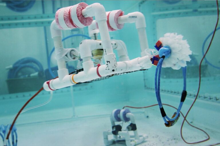 SeaPerch-A-robot-with-a-mission-MIT-News.jpg