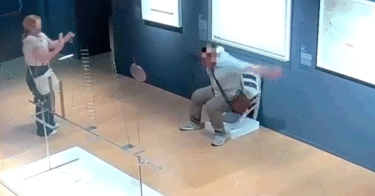 Tourists break crystal-covered chair at Italian museum: "Every museum's nightmare has come true"