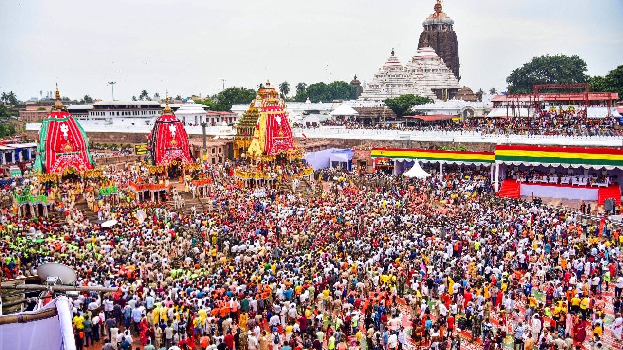 people-pull-the-chariots-of-lord-jagannath-lord-balabhadra-and-goddess-subhadra-during-the-annual-r-285051307-16x9_0.jpg
