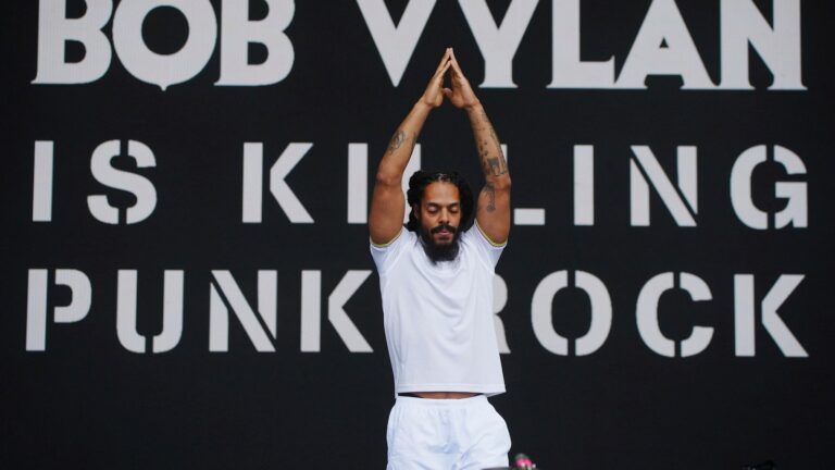 UK police probe Bob Vylan festival chants against Israeli military; US revokes visas