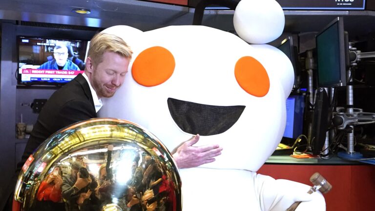 Reddit reports second-quarter earnings that beat on sales and guidance
