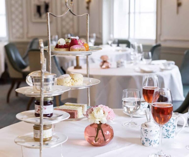 3-fortnum-mason-afternoon-tea.jpg