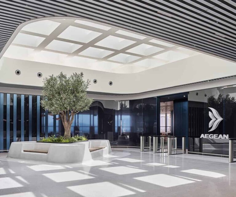 AEGEAN-Airlines-Business-Class-Lounge-entrance-foyer.jpg