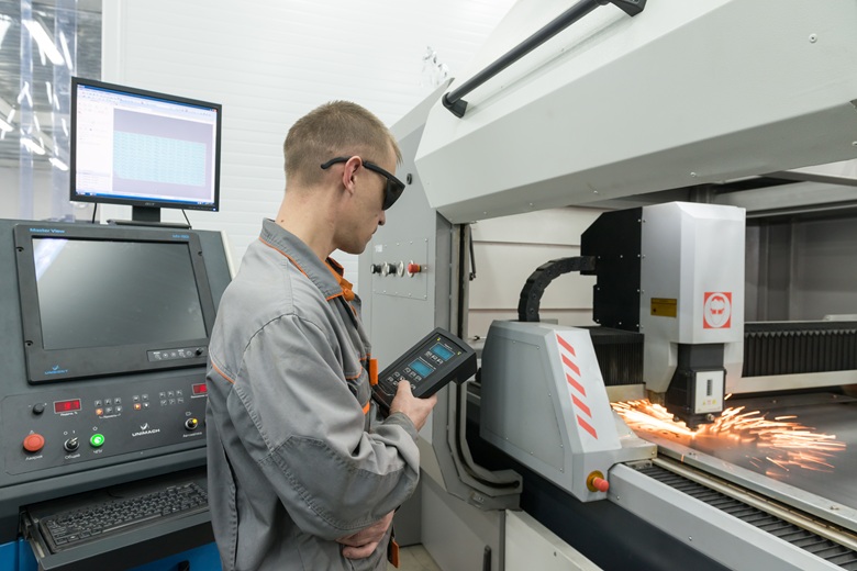 Aluminum Sheet Fabrication for Electronics