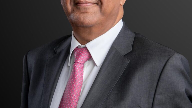 Ashok-Vaswani-Managing-Director-CEO-Kotak-Mahindra-Bank.jpeg