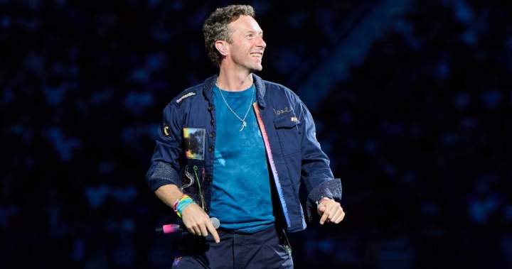 Astronomer CEO Andy Byron resigns after Coldplay ‘kiss cam’ video - National