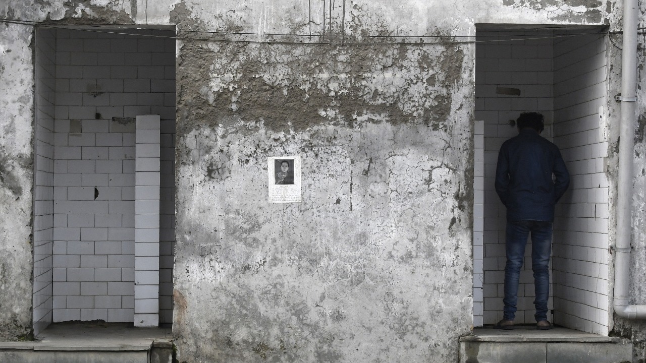 delhi-public-toilets-023649210-16x9_0.jpg