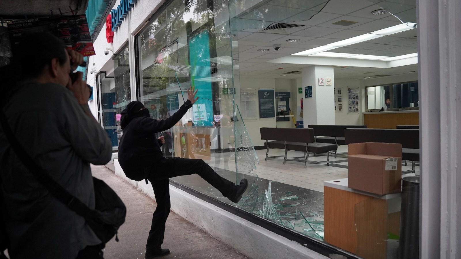 Mexico City plans to tackle gentrification after protests against mass tourism