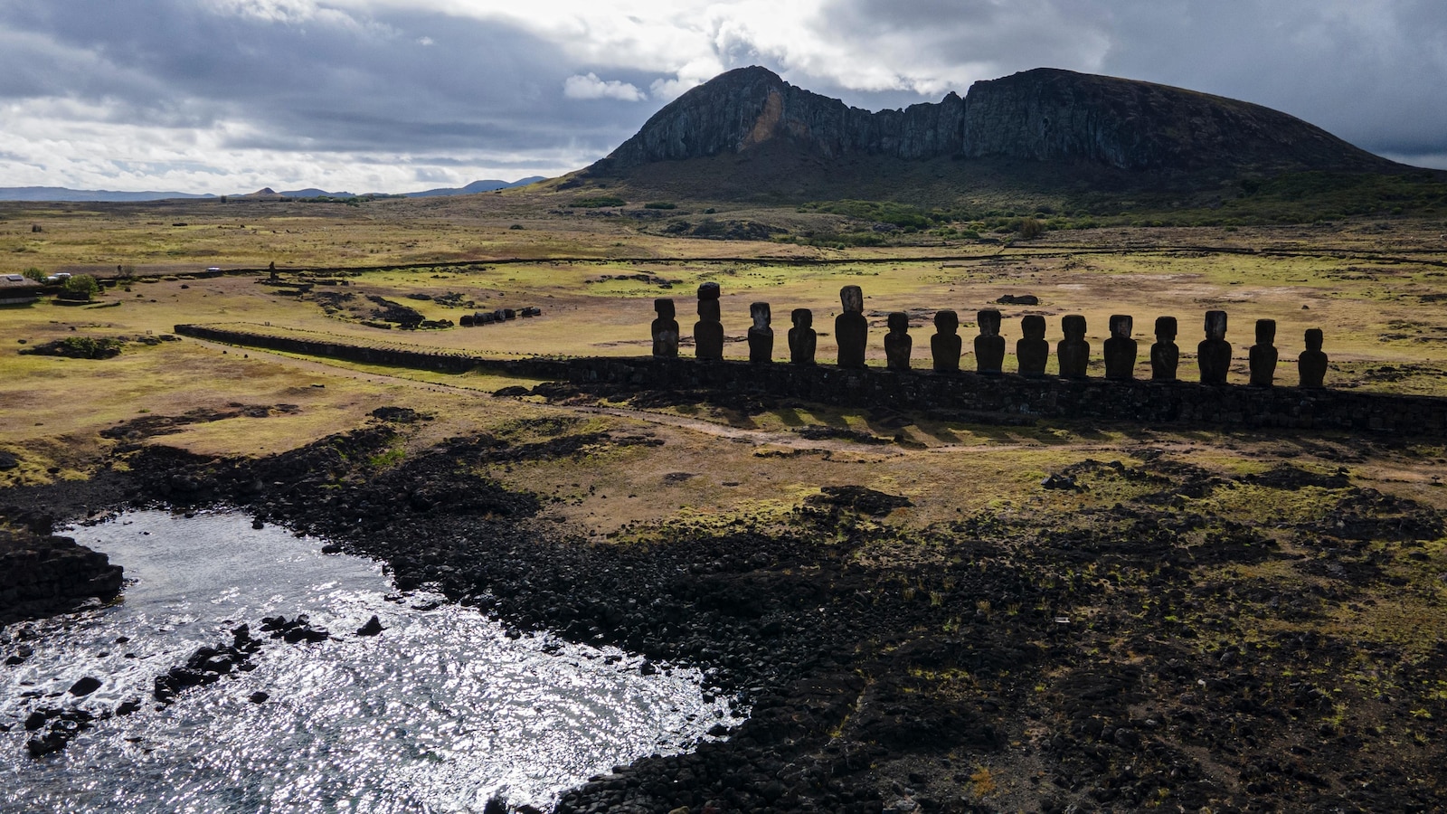 Rising seas could put Easter Island's moai at risk by 2080, study warns