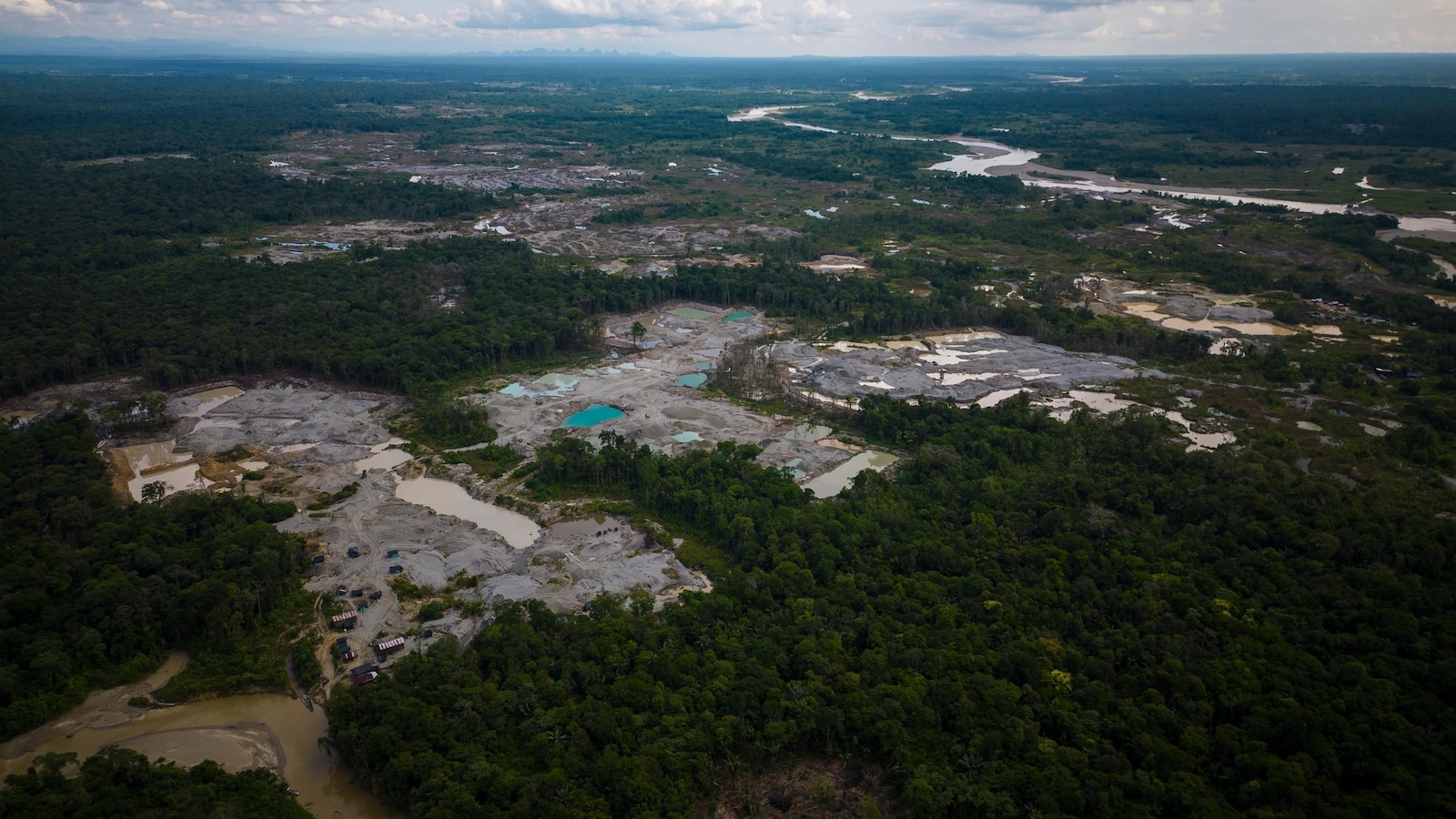 Amazon deforestation surges in Colombia, reversing historic gains