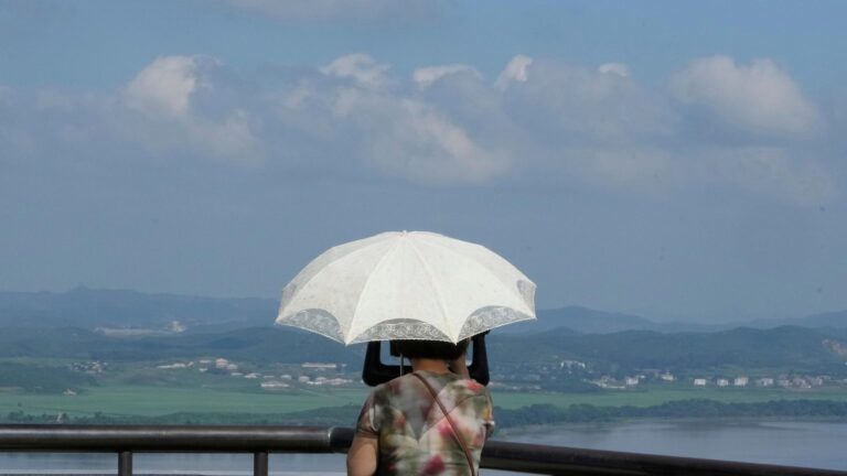 South Korean president will meet Japanese leader ahead of summit with Trump