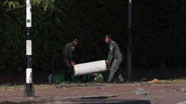 Bomb and attack on helicopter in Colombia kill at least 17, including police officers