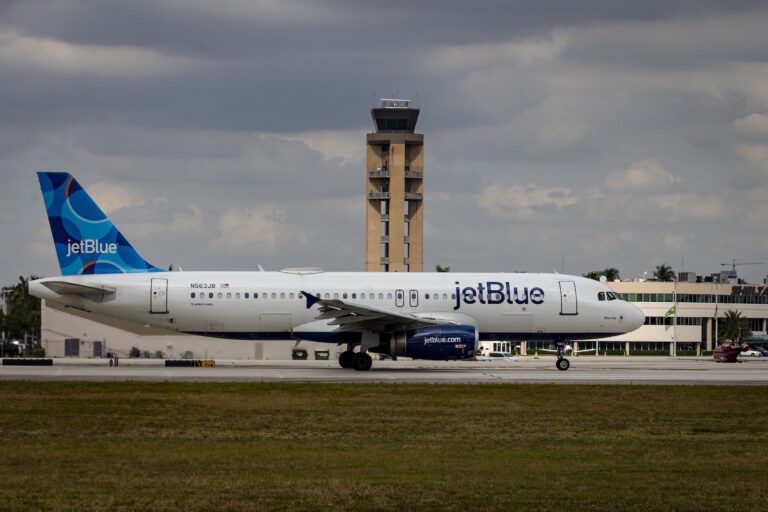 jetblue-fll.jpg