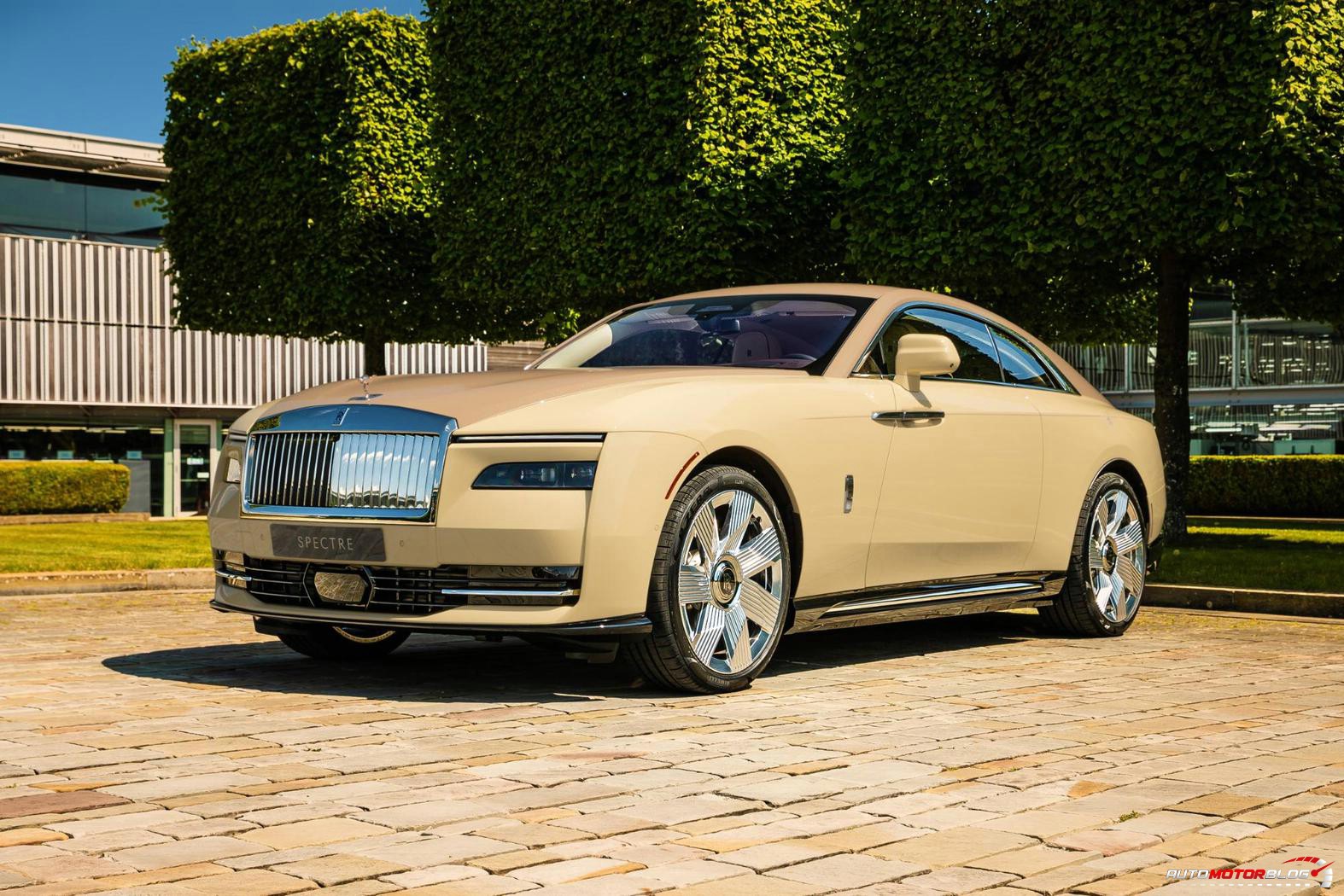 Rolls Royce Spectre Bailey (1)