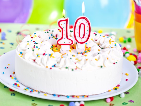birthday_cake_with_a_10_candle_4to3.jpeg