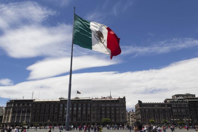 flag-mexico-socket-atmosphere-of-earth-895054-pxhere.com_.jpg