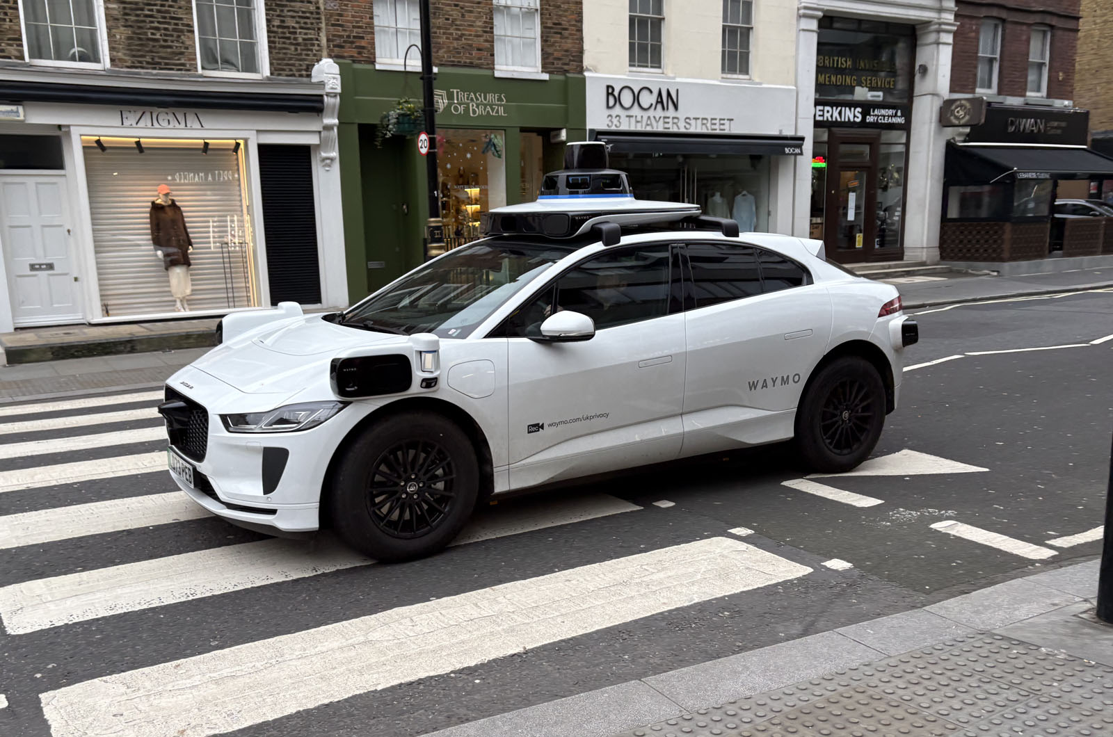 waymo_driverless_jaguar_i-pace_london_2.jpg