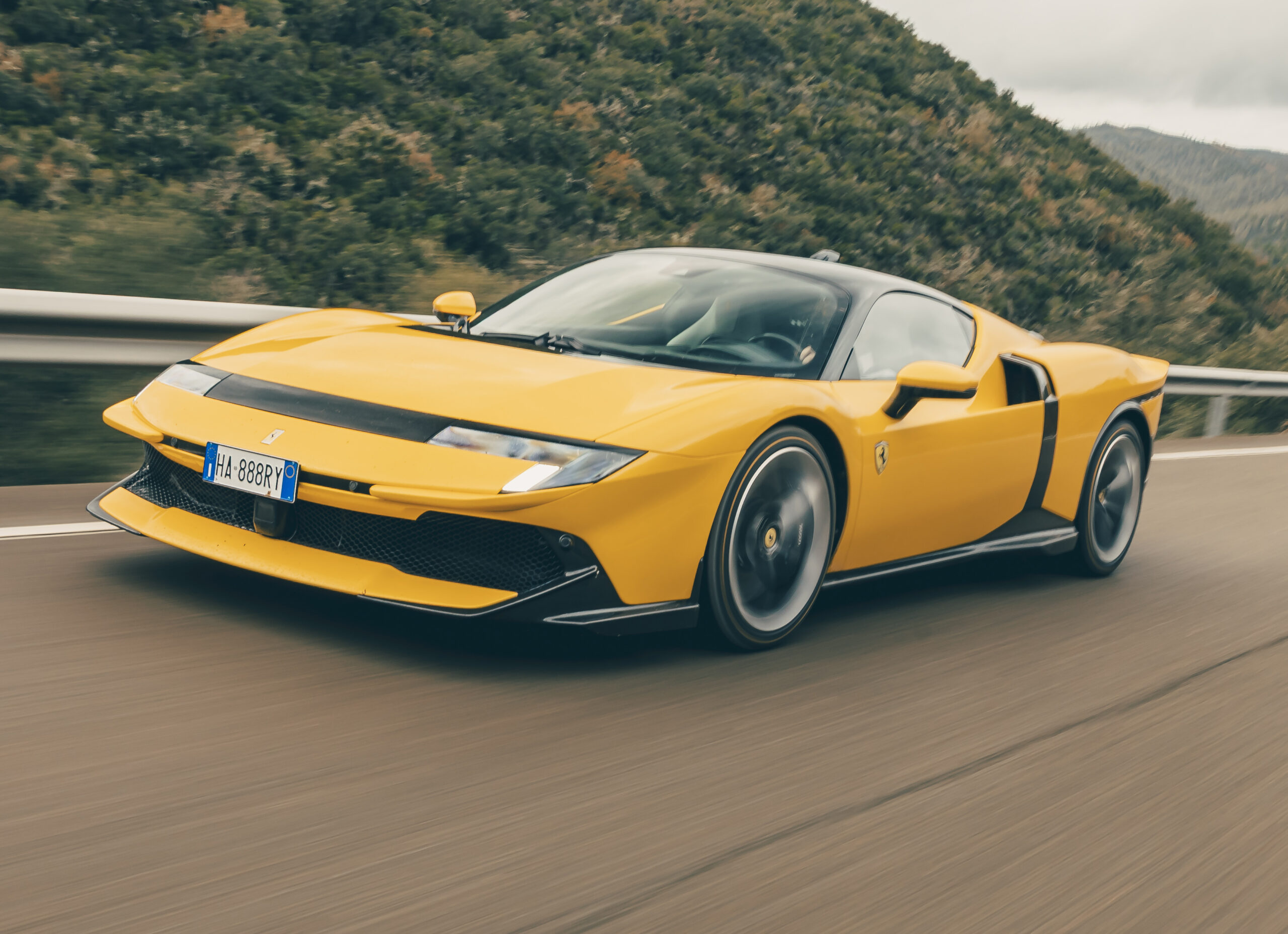 Ferrari 849 Testarossa review 2026 001