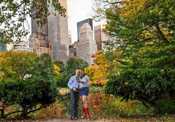 Couple-taking-selfie-in-Central-Park-New-York-City-during-fall_-Jayme-Thornton.jpg