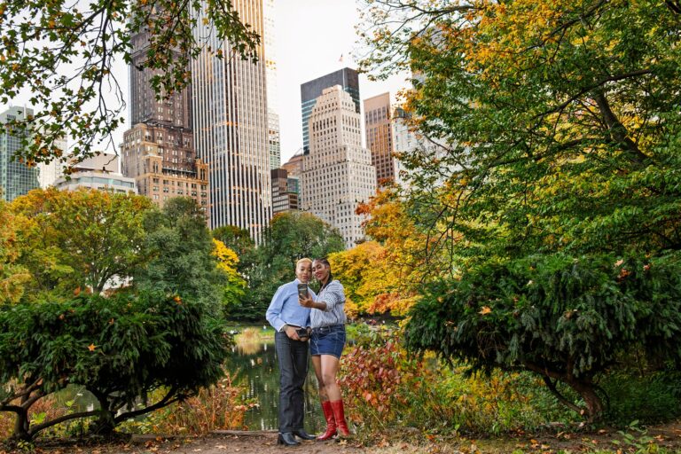 Couple-taking-selfie-in-Central-Park-New-York-City-during-fall_-Jayme-Thornton.jpg