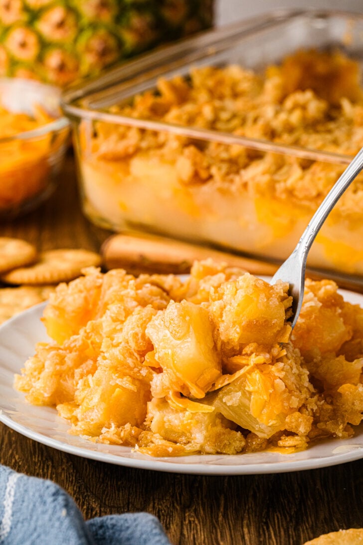 आसान दक्षिणी अनानास पुलाव के लिए Pinterest पिन छवि